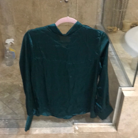 Ladies blouse - Picture 3 of 3